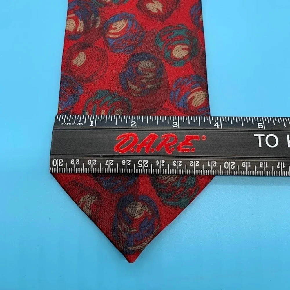 Vintage Oscar De La Renta Studio Red Abstract Print Men's Classic Neck Tie